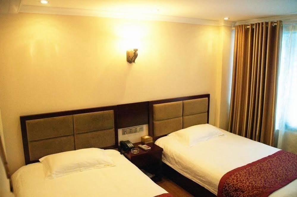 Chongqing Sipulan Express Hotel Екстериор снимка
